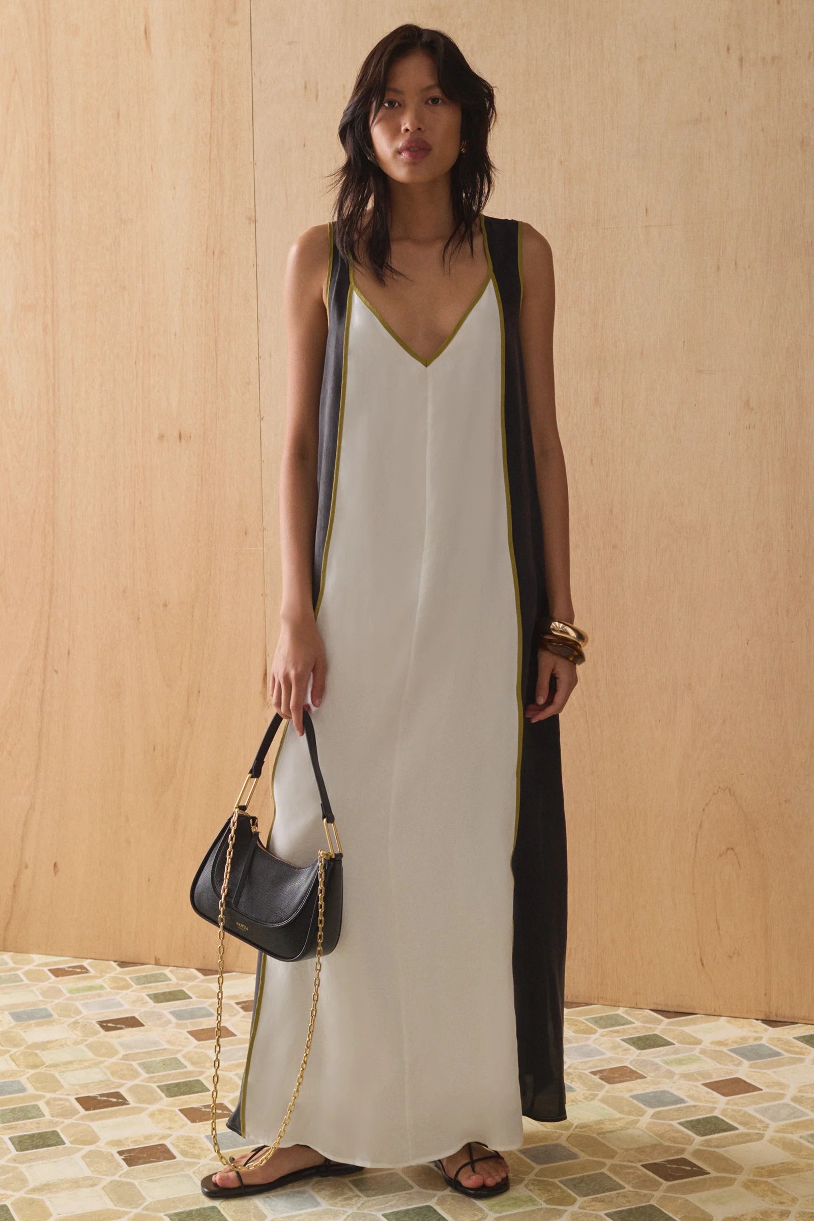 THE AZURA DRESS ONYX PEARL