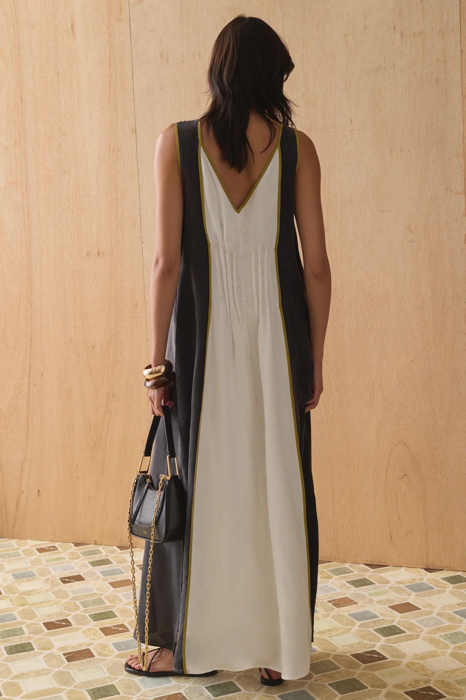 THE AZURA DRESS ONYX PEARL