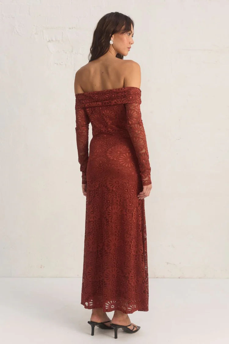 FLORA LACE DRESS WINE