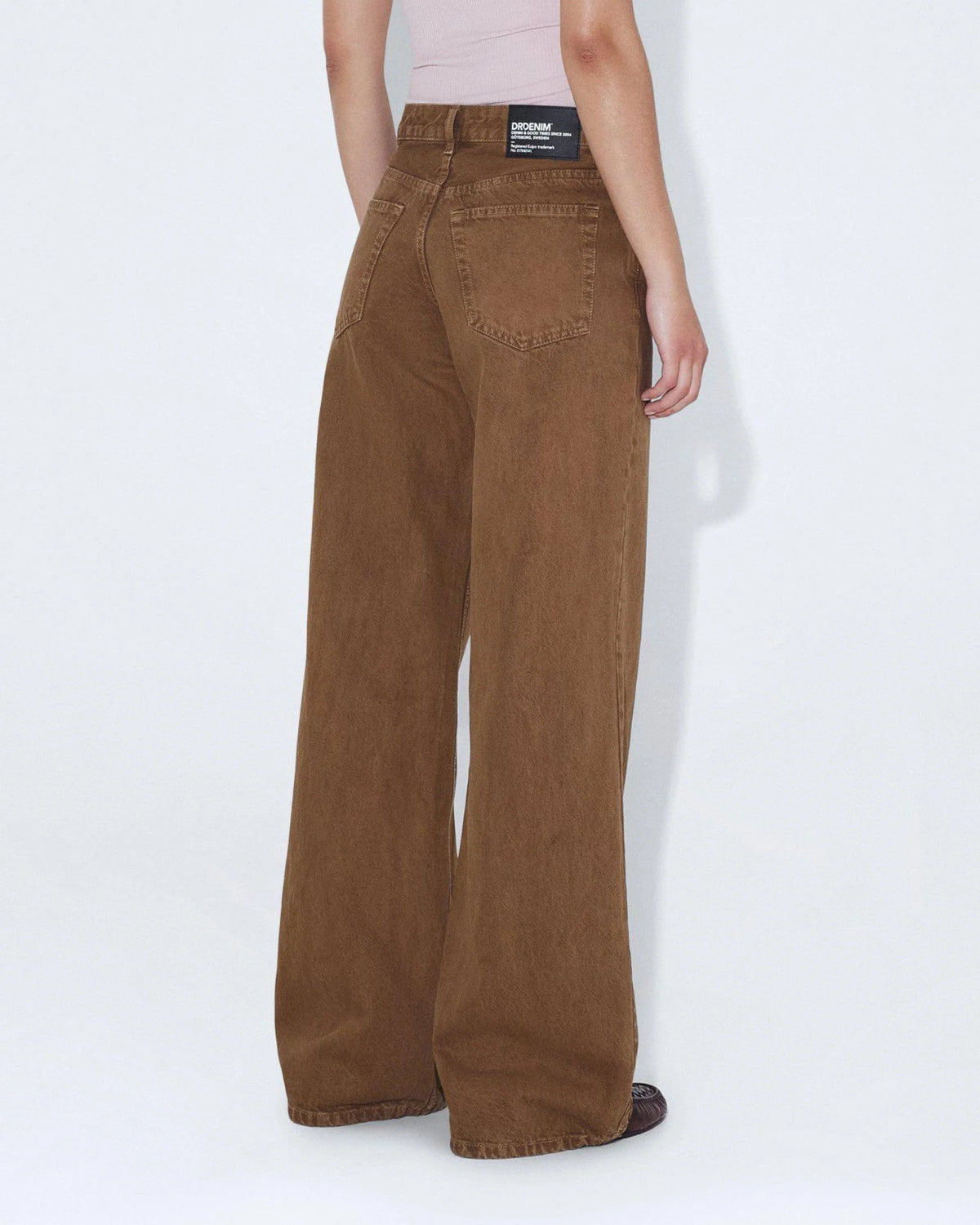 RHUE LOW WIDE - WASHED TEAK