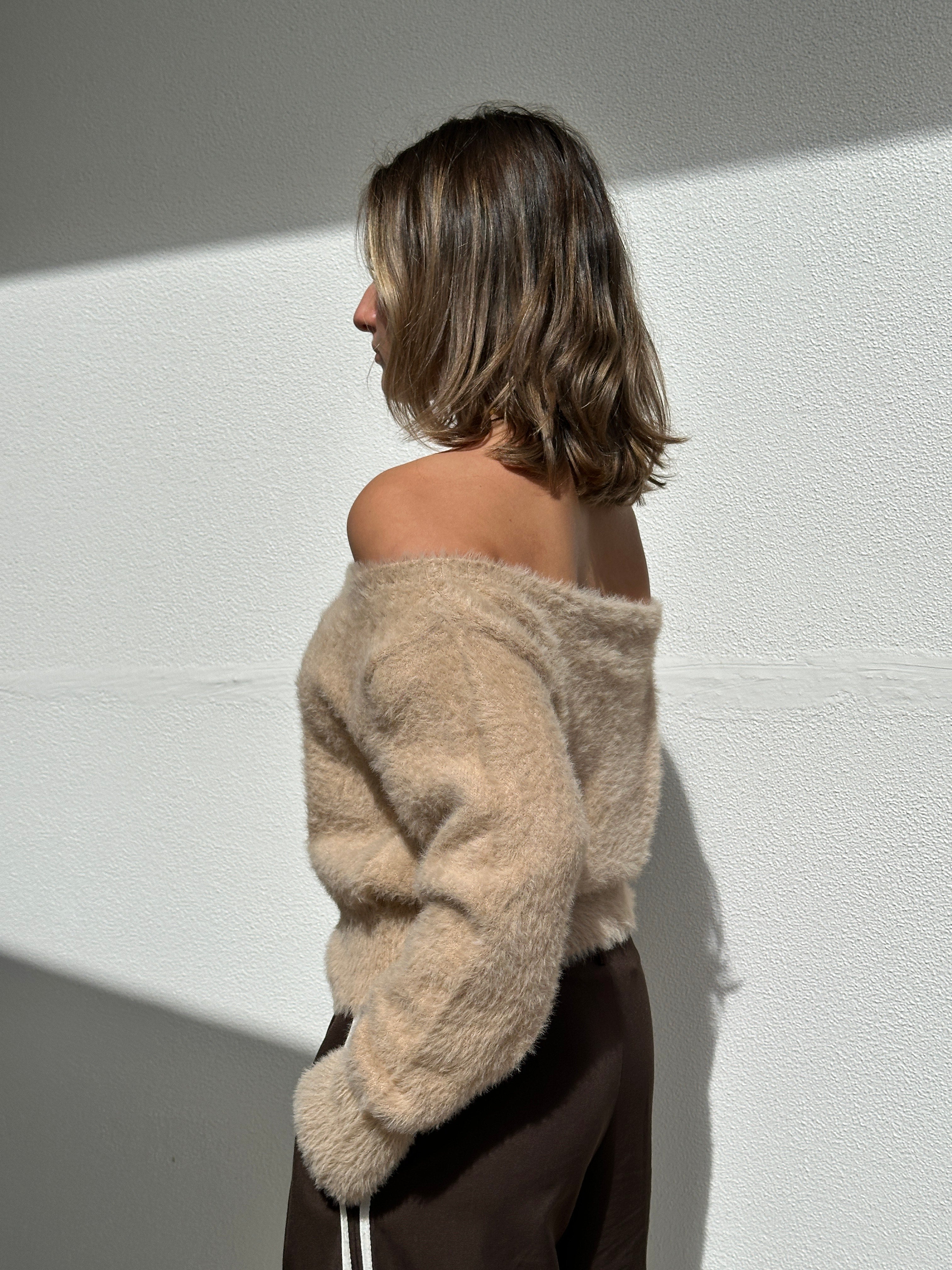 FLUFFY OFF SHOULDER KNIT