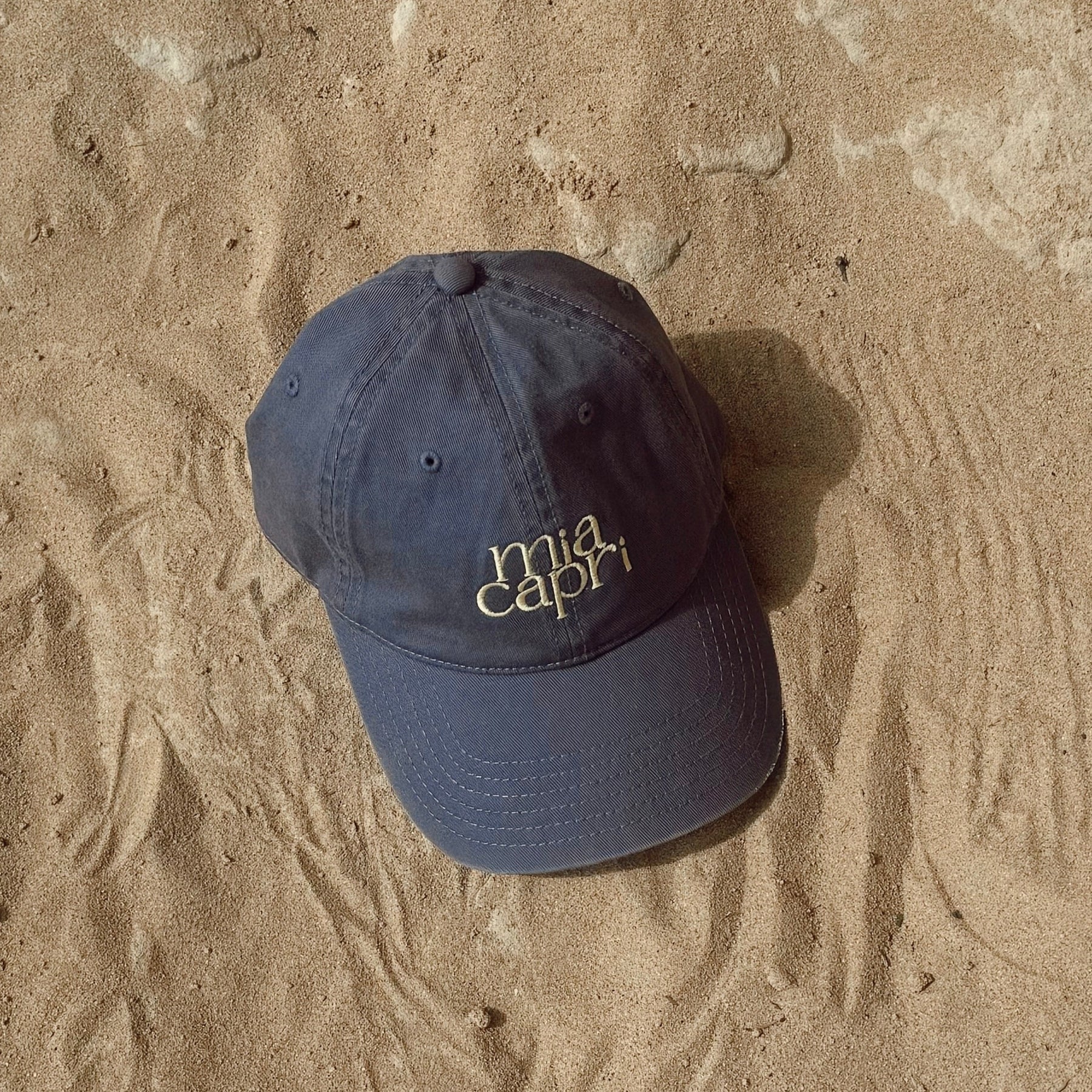 EMBROIDERED CAP