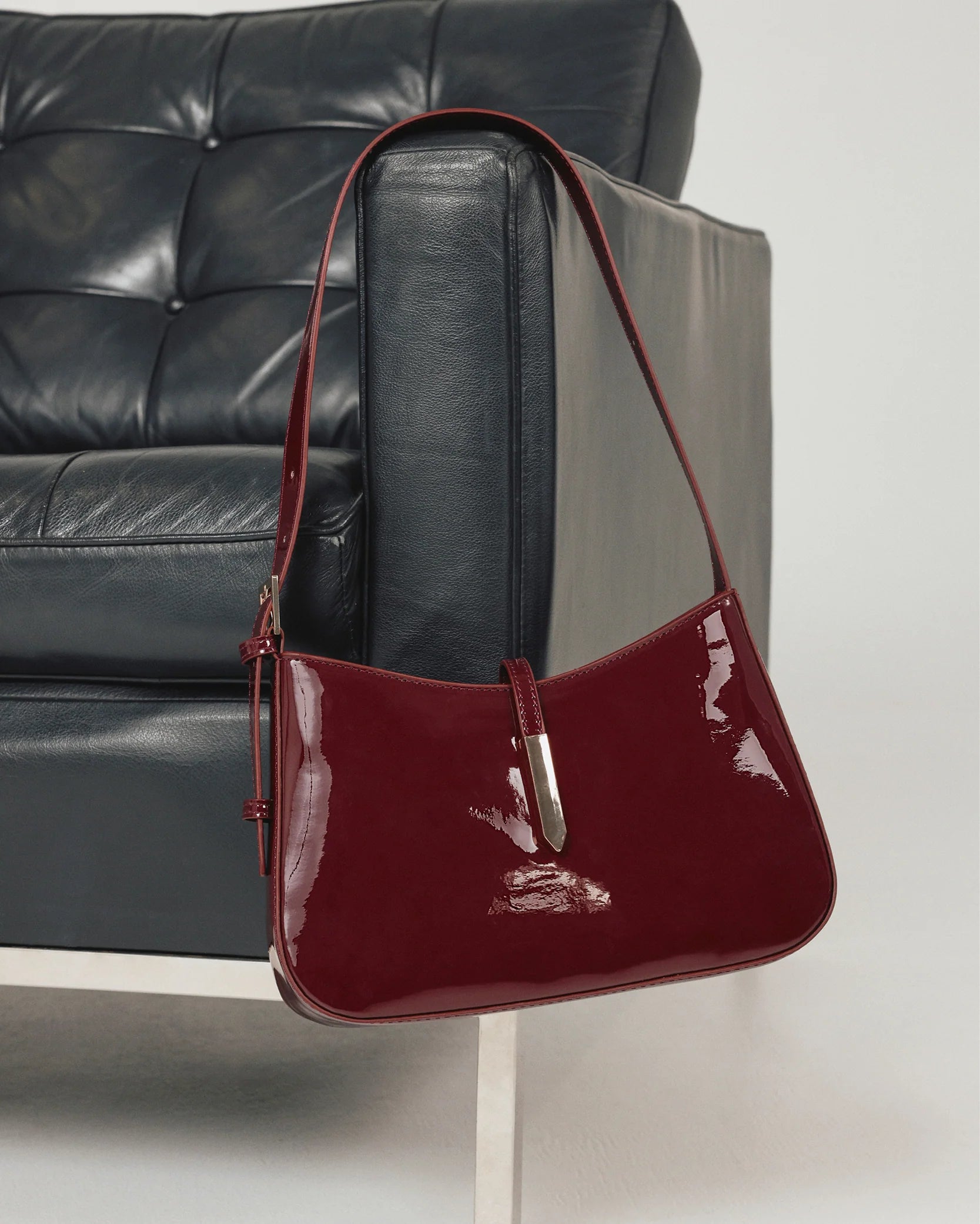BERGMAN SHOULDER BAG