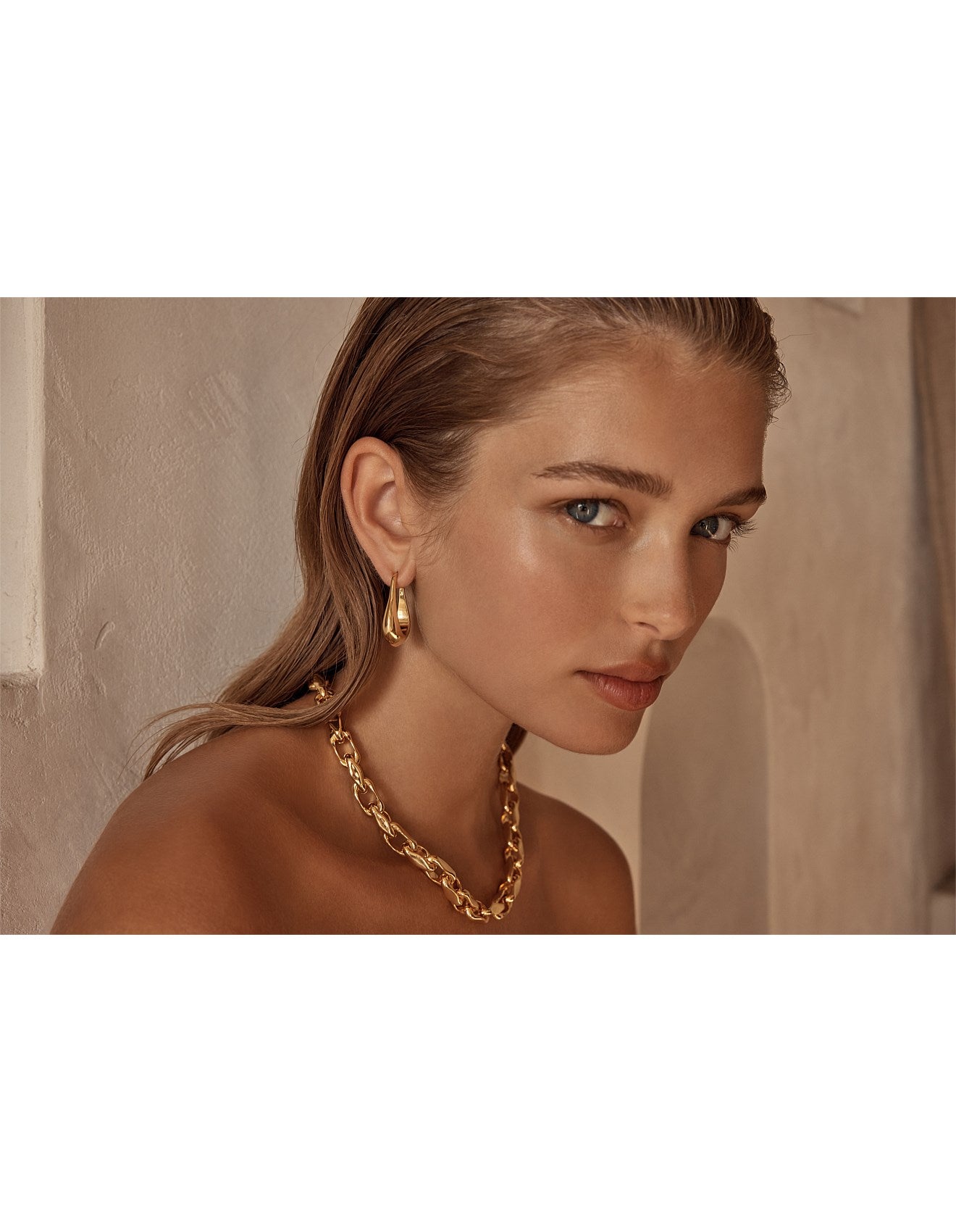 BESSIE NECKLACE