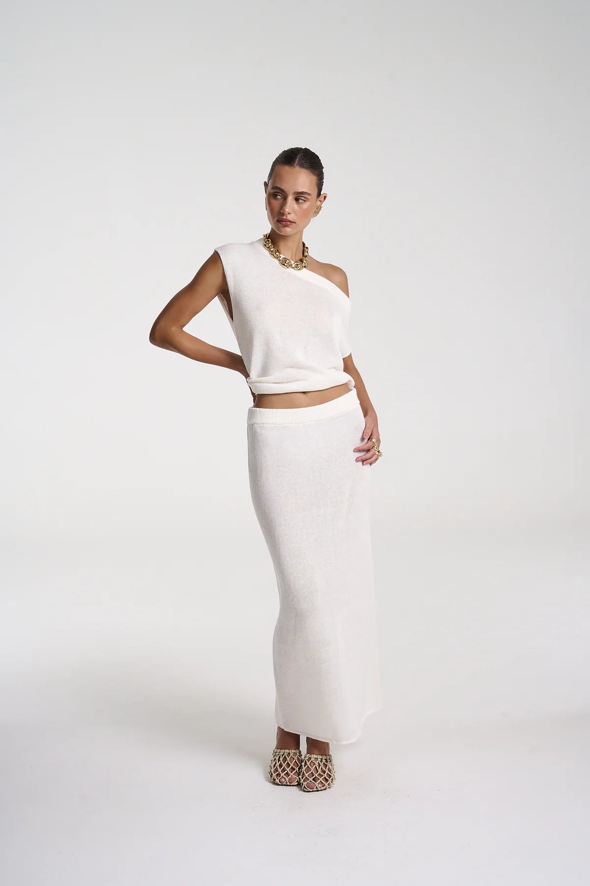 KNIT OFF SHOULDER TOP - WHITE