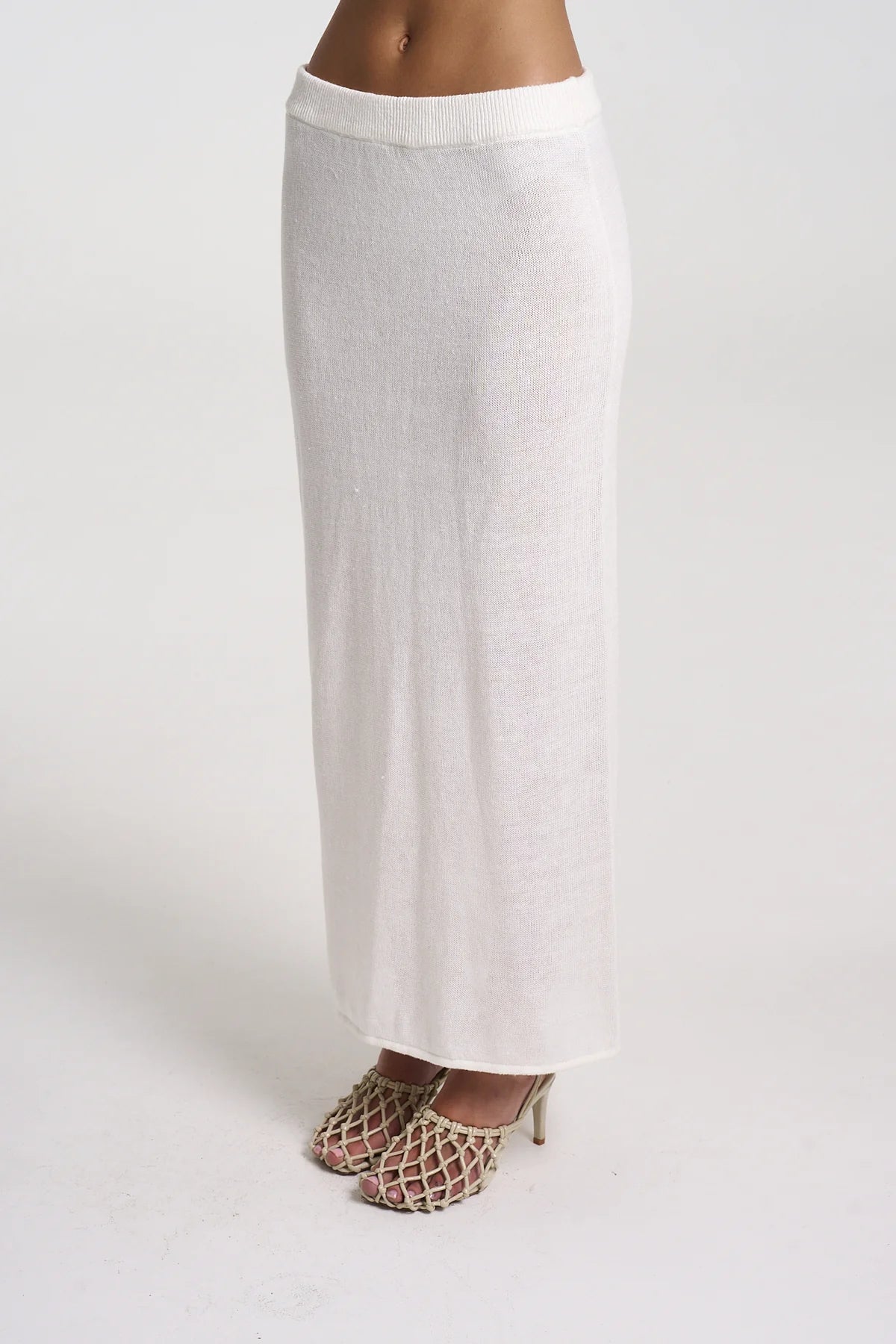 KNIT MAXI SKIRT - WHITE