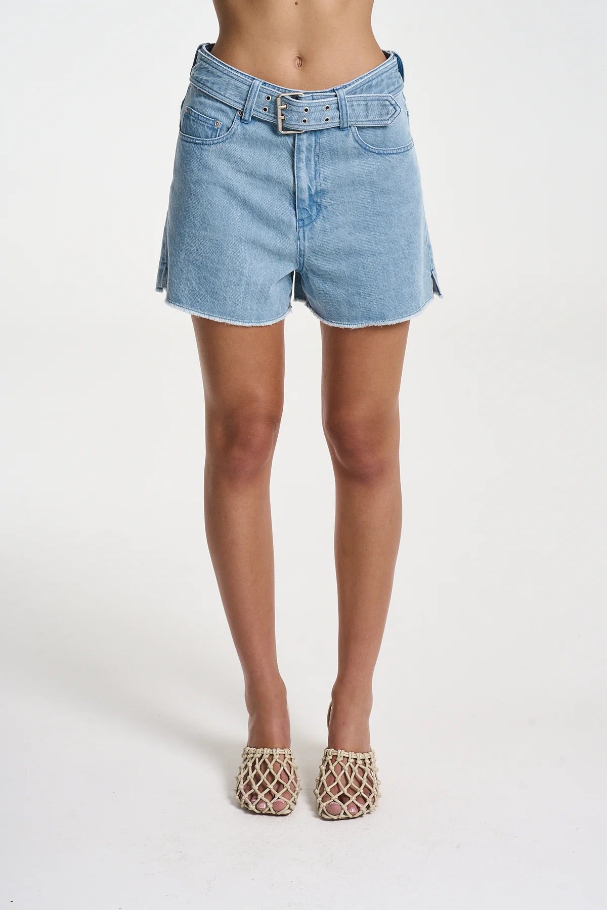 DENIM BELT SHORT