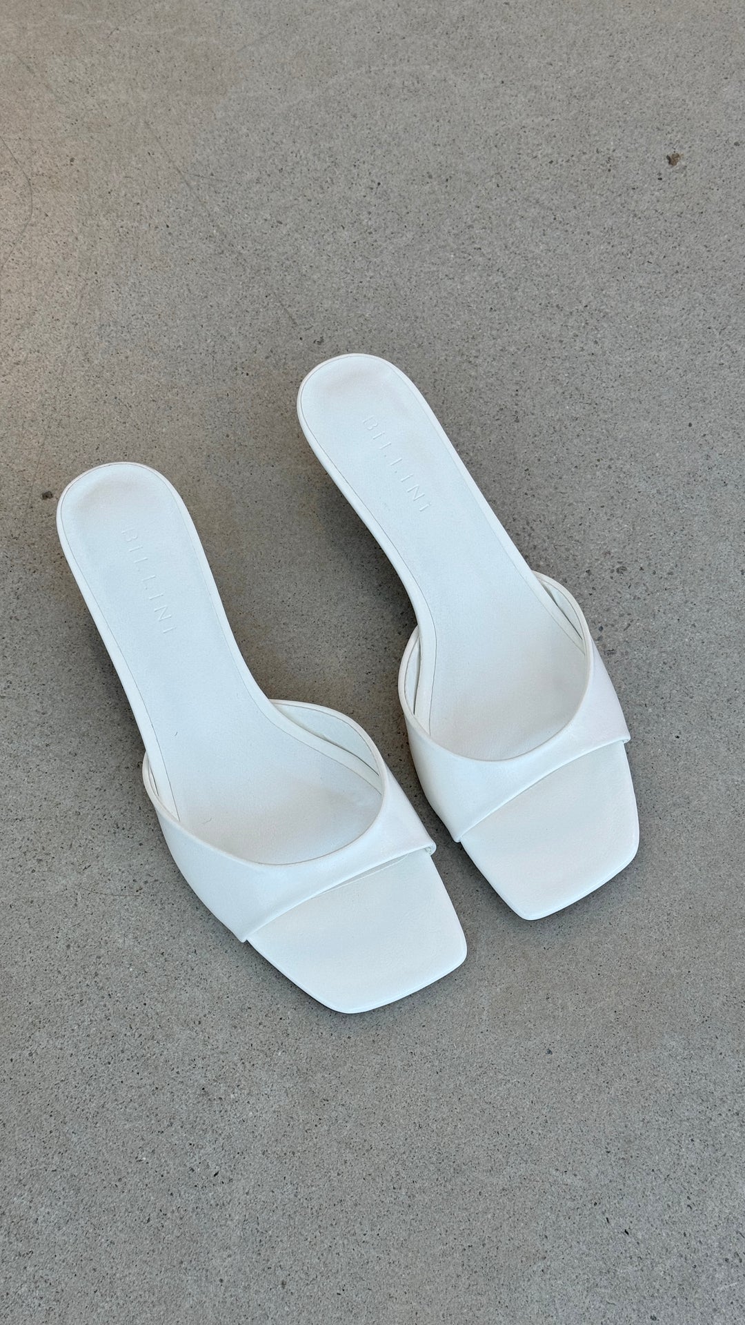 BLOSSOM WHITE SHINE HEEL