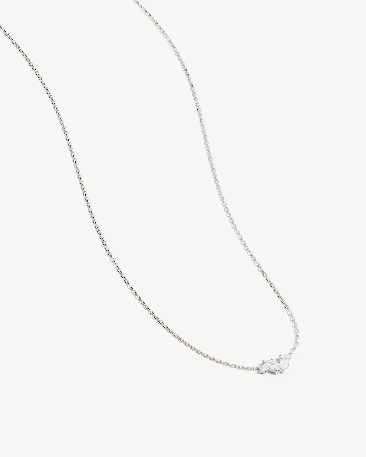 CRYSTAL WINGS NECKLACE - SILVER