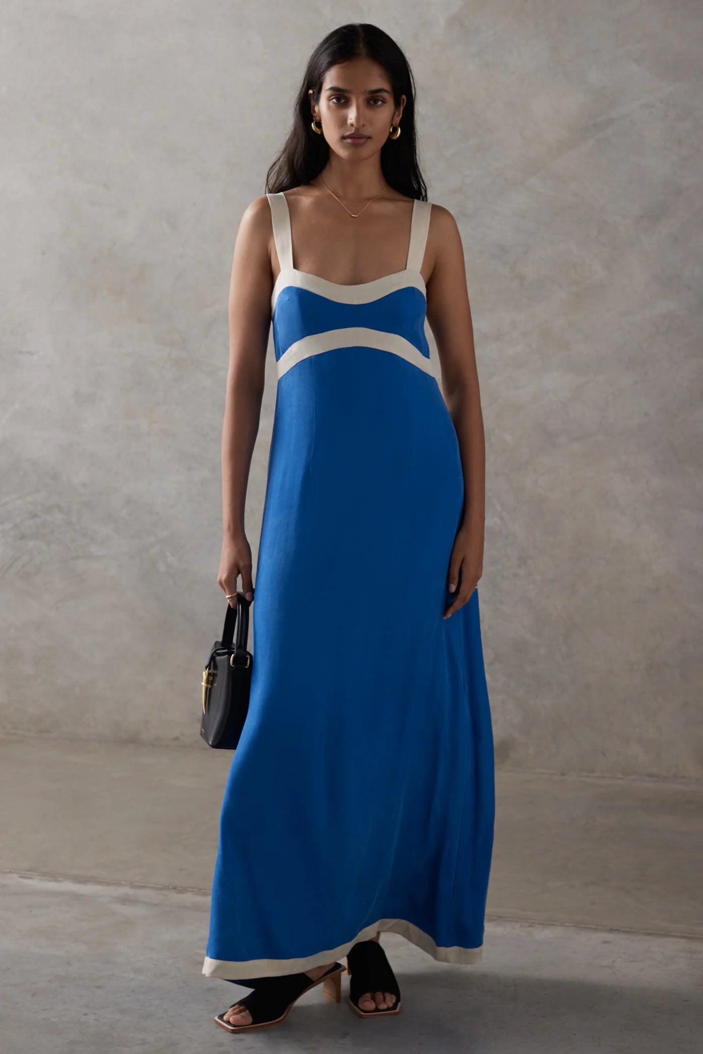 THE AMARA DRESS AZUL