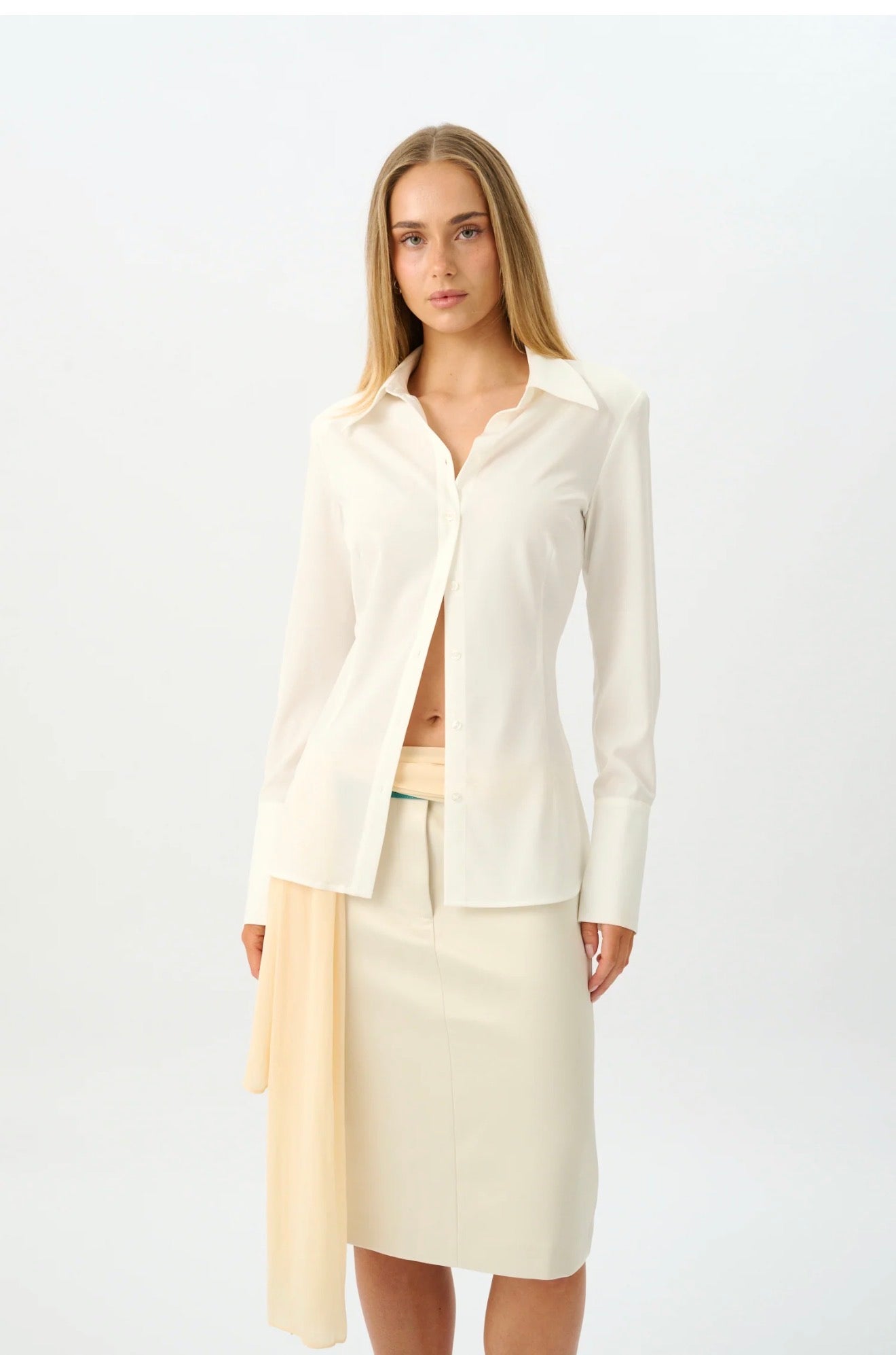 STRUCTURED WHITE SATIN SHIRT