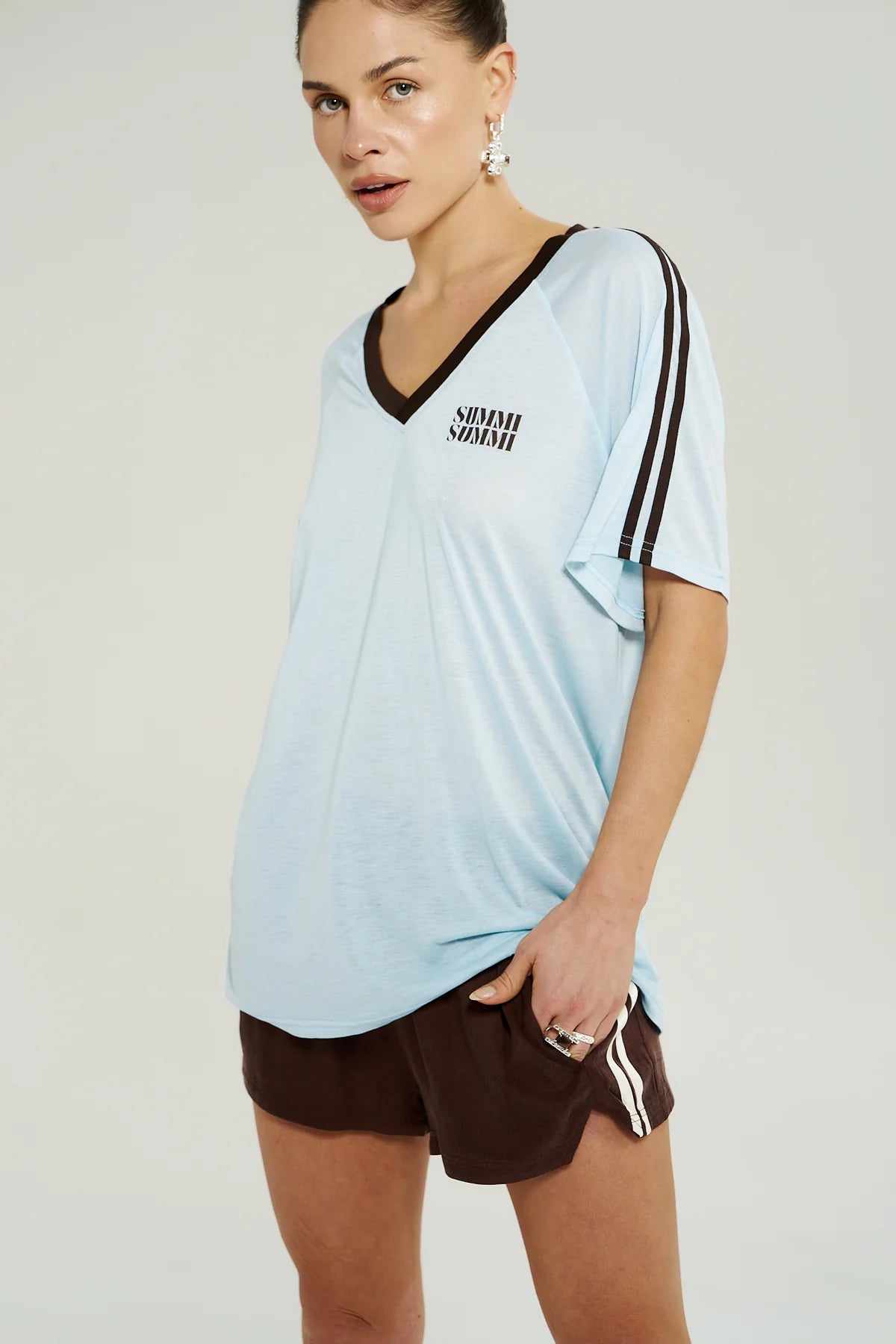 V NECK JERSEY TEE