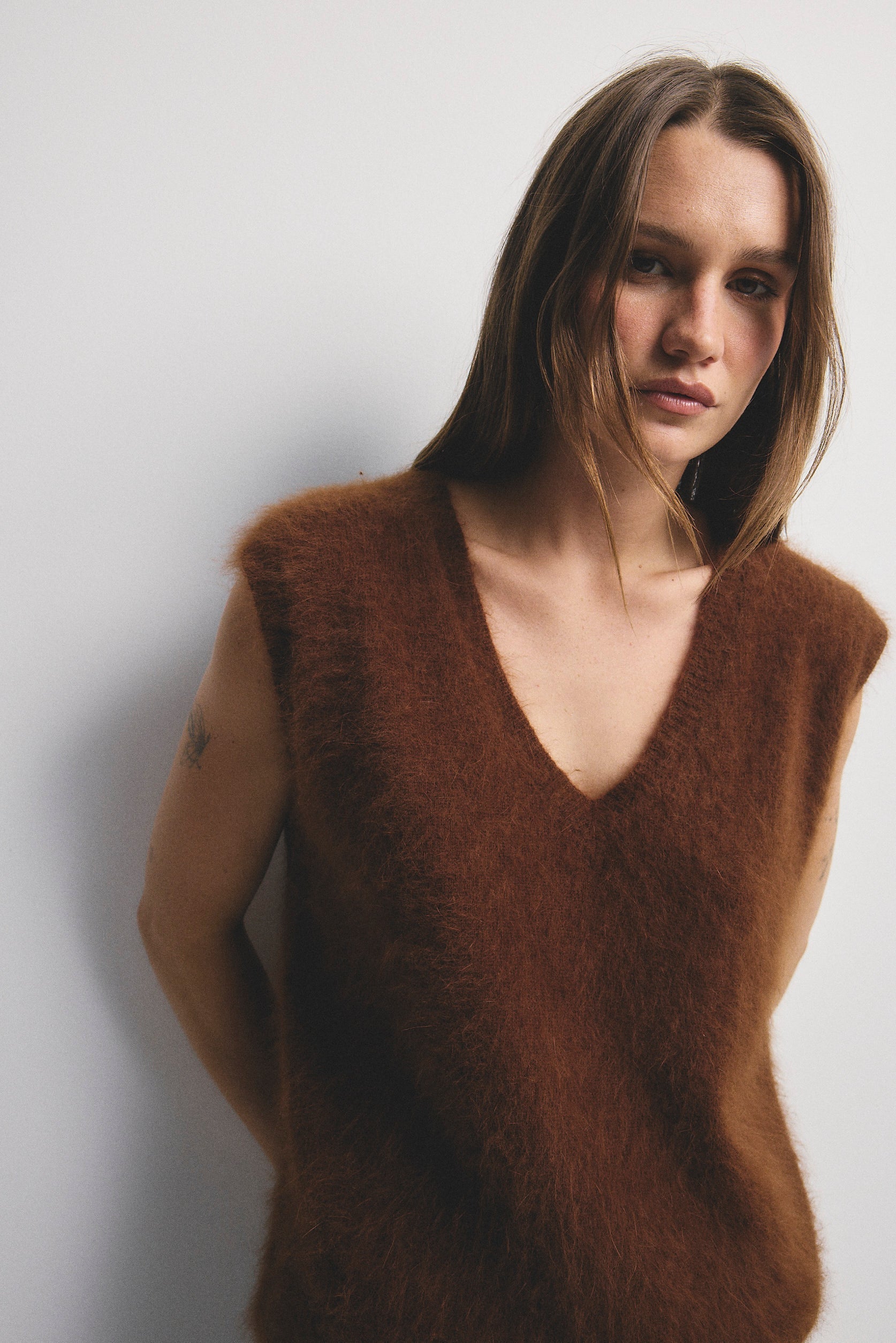 EBONY VEST