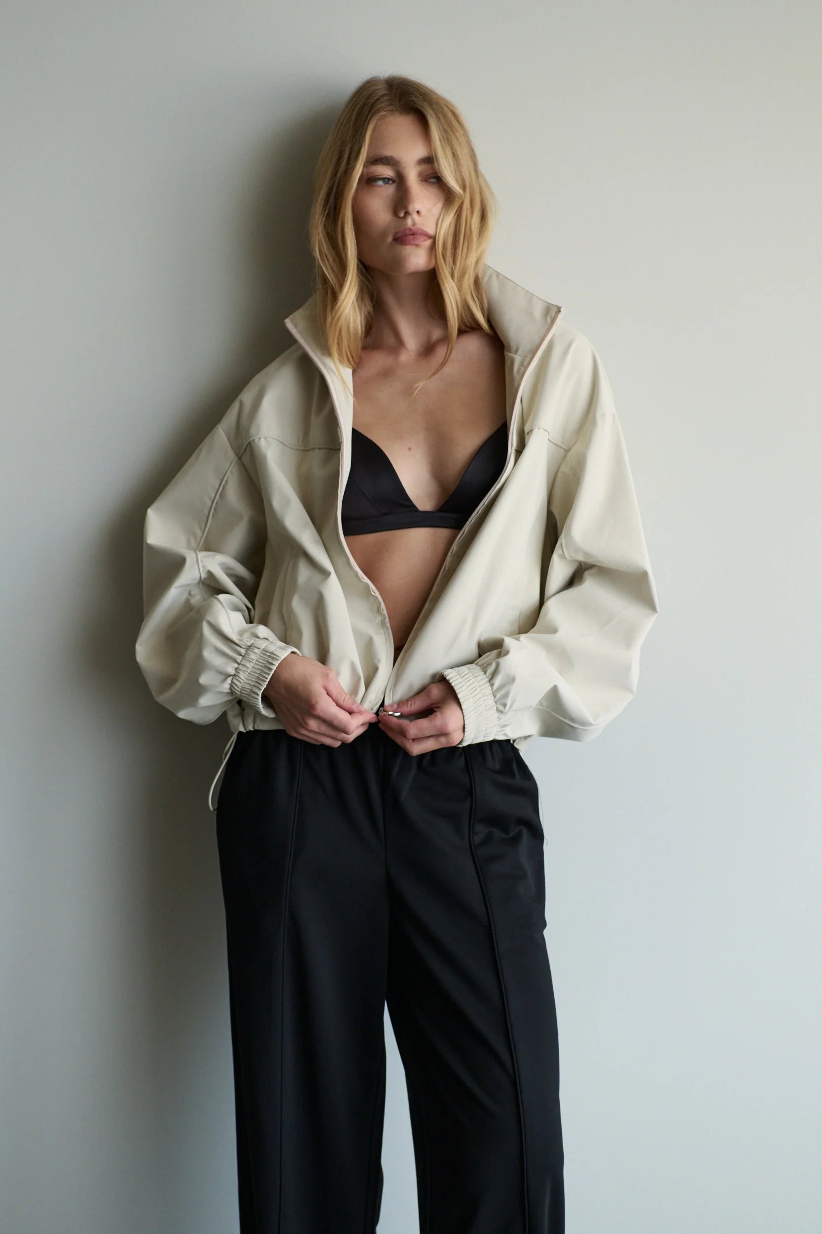 PARIS FUNNEL NECK JACKET BEIGE