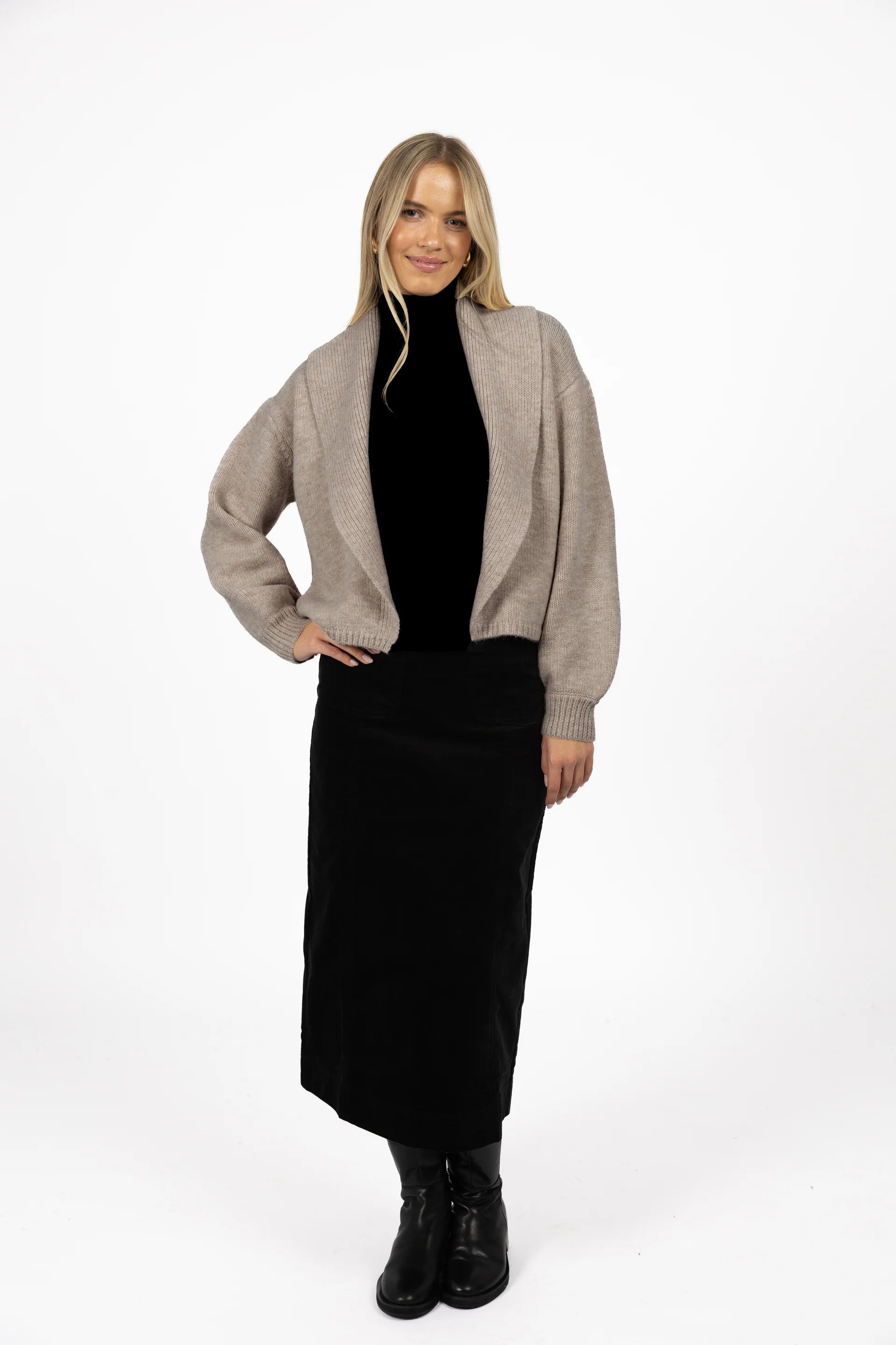 LIANA CARDI
