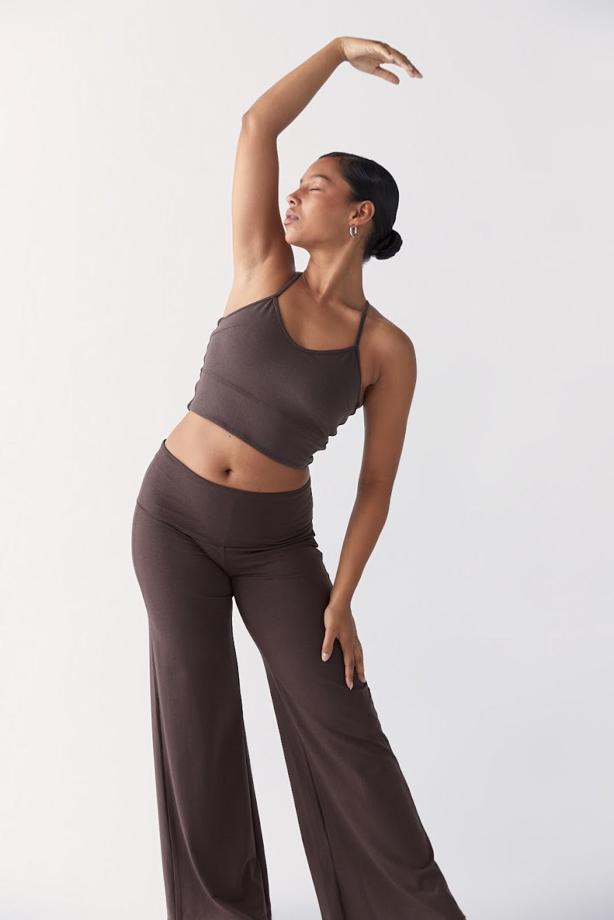 FLOW CROP - DARK BROWN