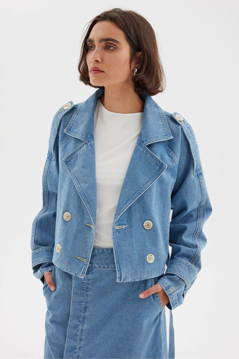 THEORY CROP DENIM TRENCH