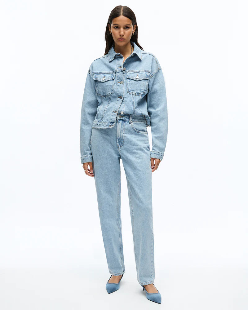 ESSENTIAL WEEKEND JEAN