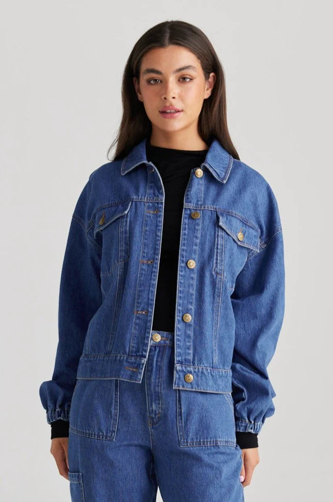 MOMENT DENIM JACKET