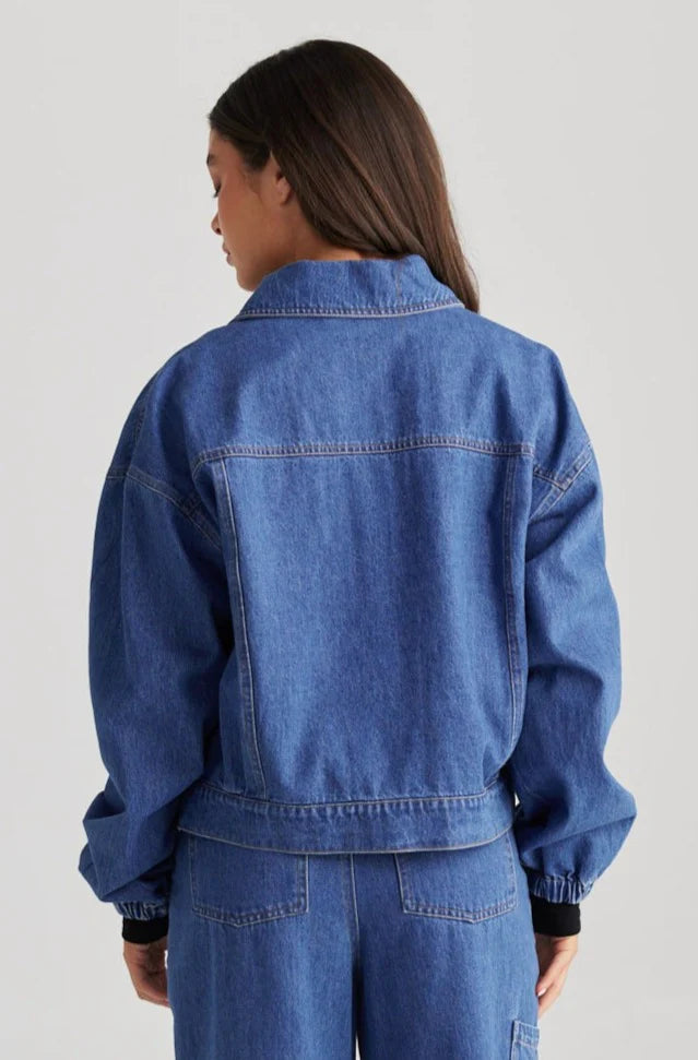 MOMENT DENIM JACKET