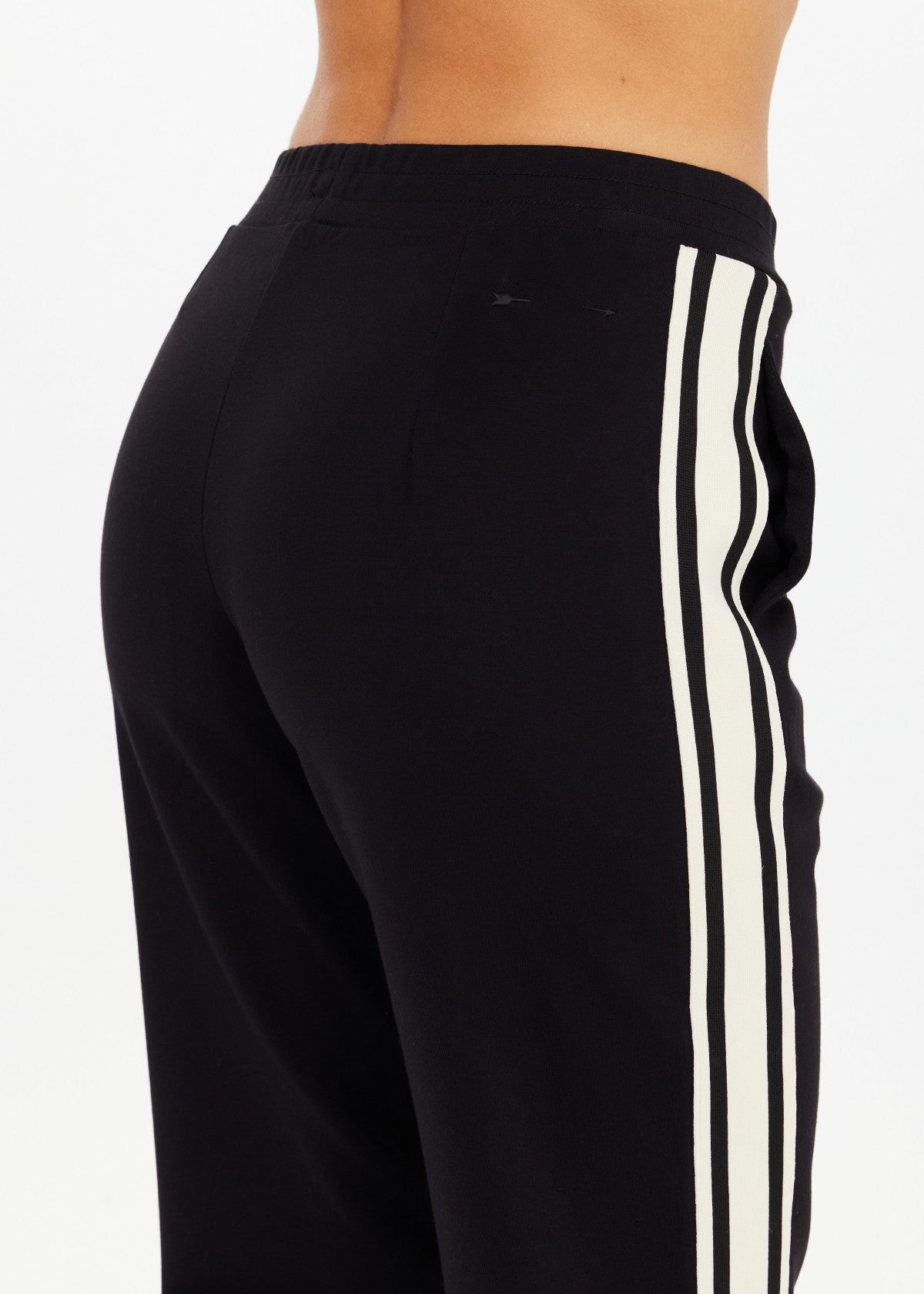 PETRA FLARE PANT - BLACK
