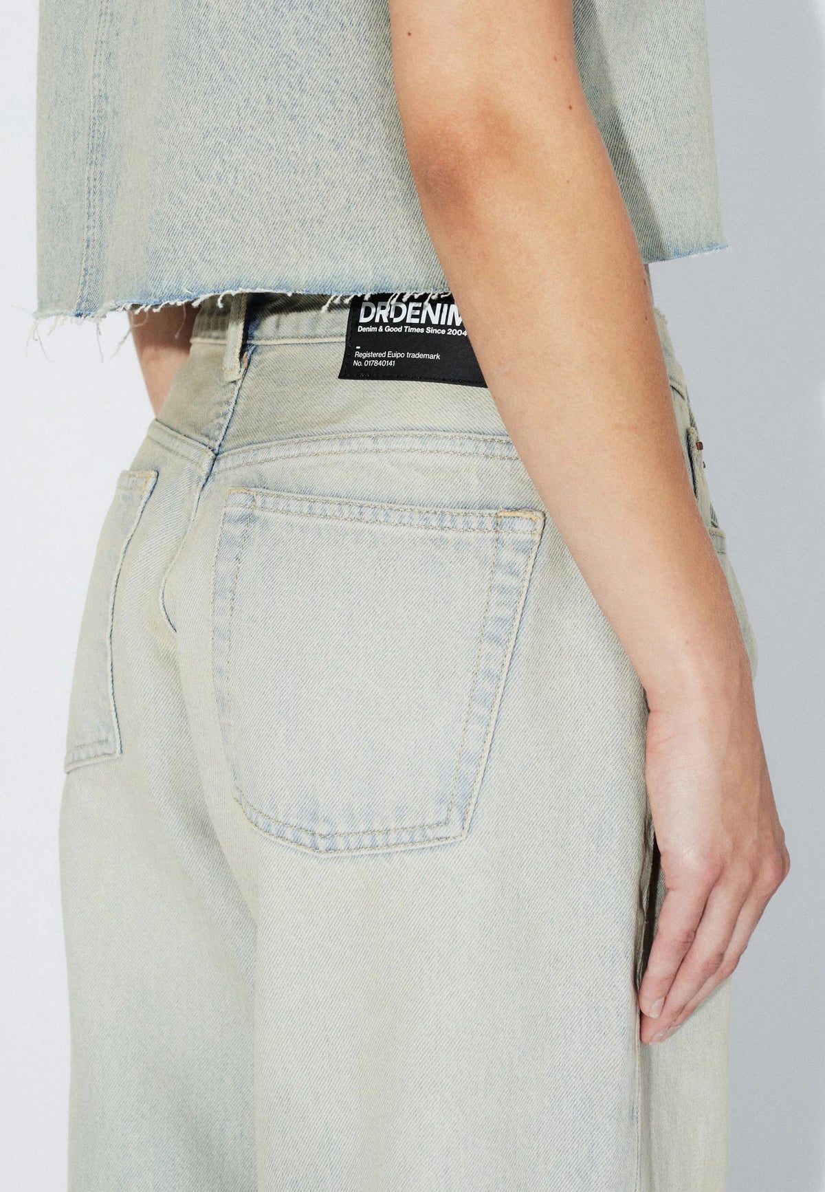 HILL LOW RELAXED JEAN