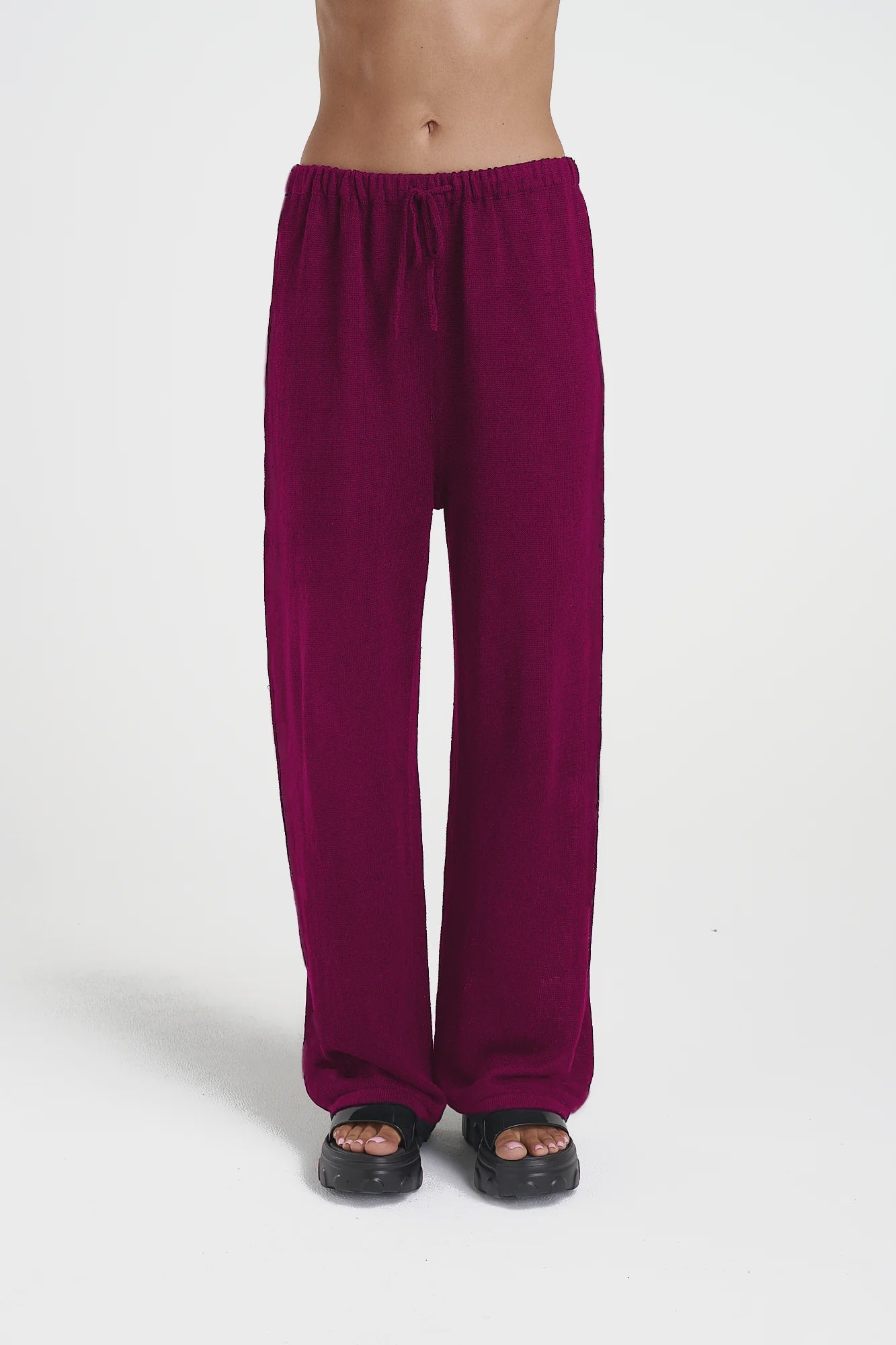 PLUM KNIT PANTS