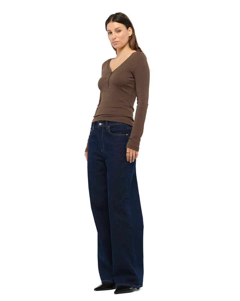 HARLOW HENLEY TOP