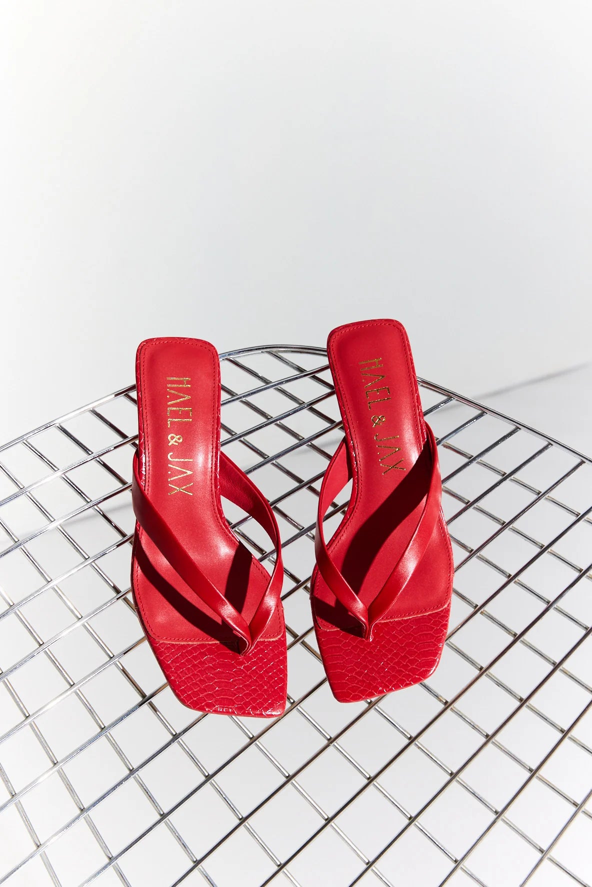 ASTUTE HEEL - RED