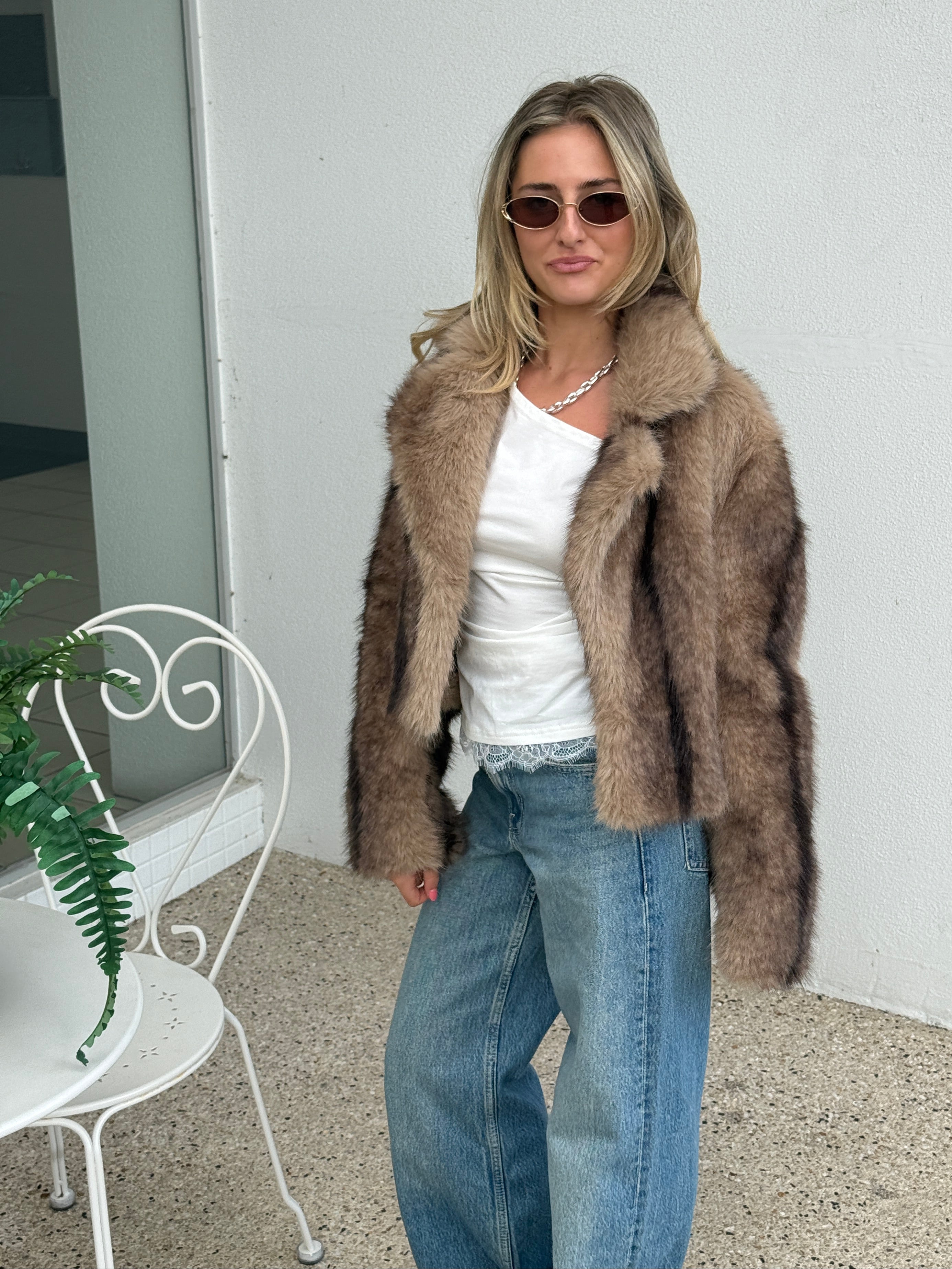 ARTIC FOX BROWN FAUX FUR CROPPED