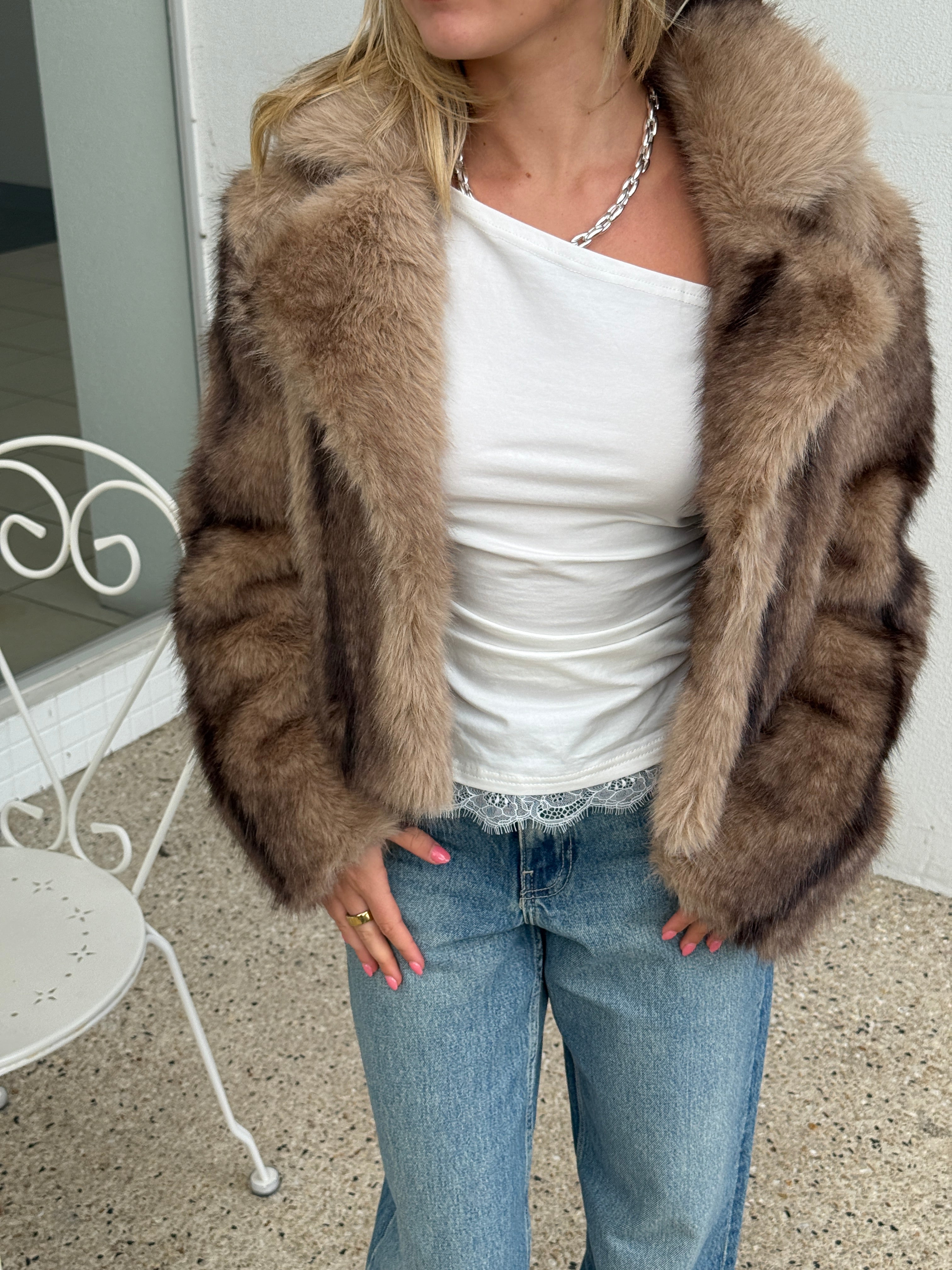 ARTIC FOX BROWN FAUX FUR CROPPED