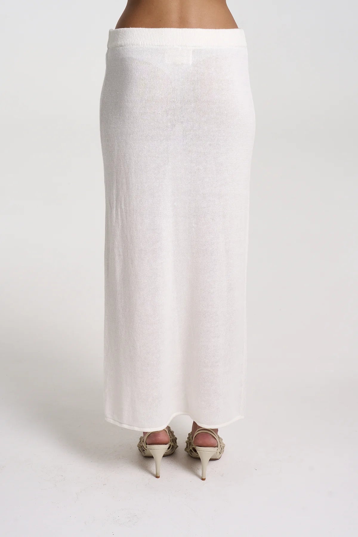 KNIT MAXI SKIRT - WHITE