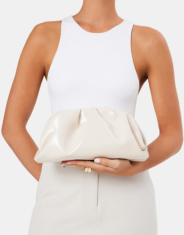 KYLA CLUTCH CRINKLE PATENT BAG