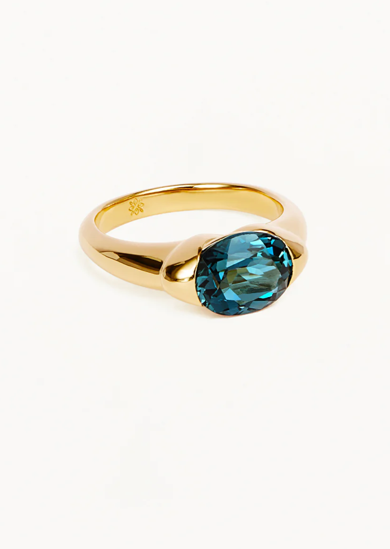 SACRED JEWEL TOPAZ OCEAN RING