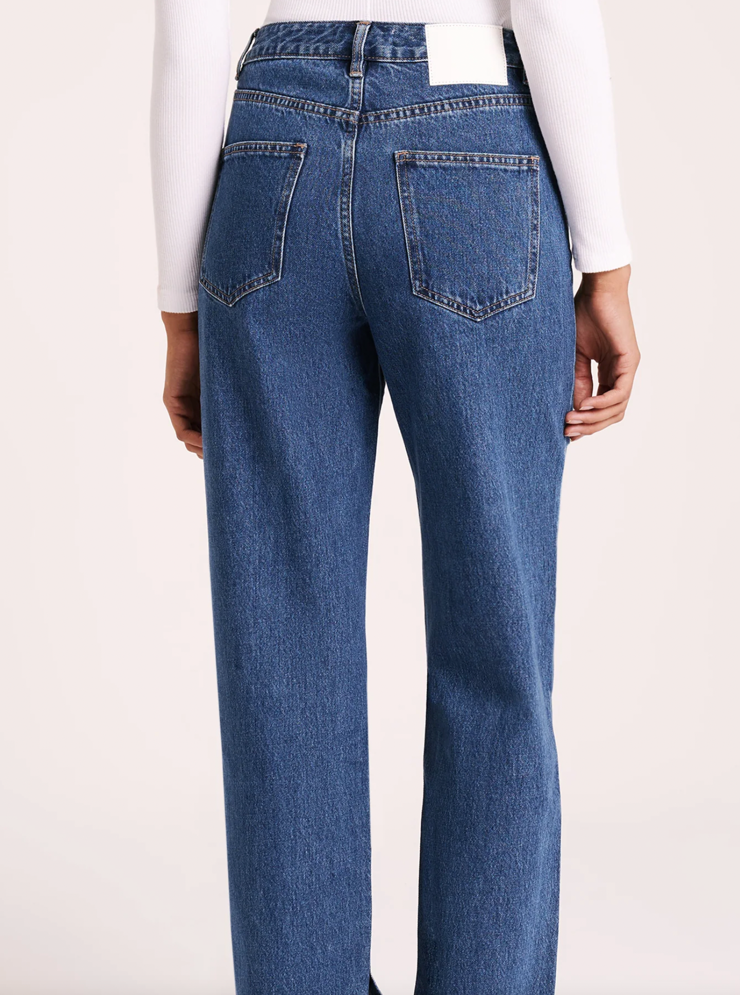 ORGANIC SPLIT HEM JEAN