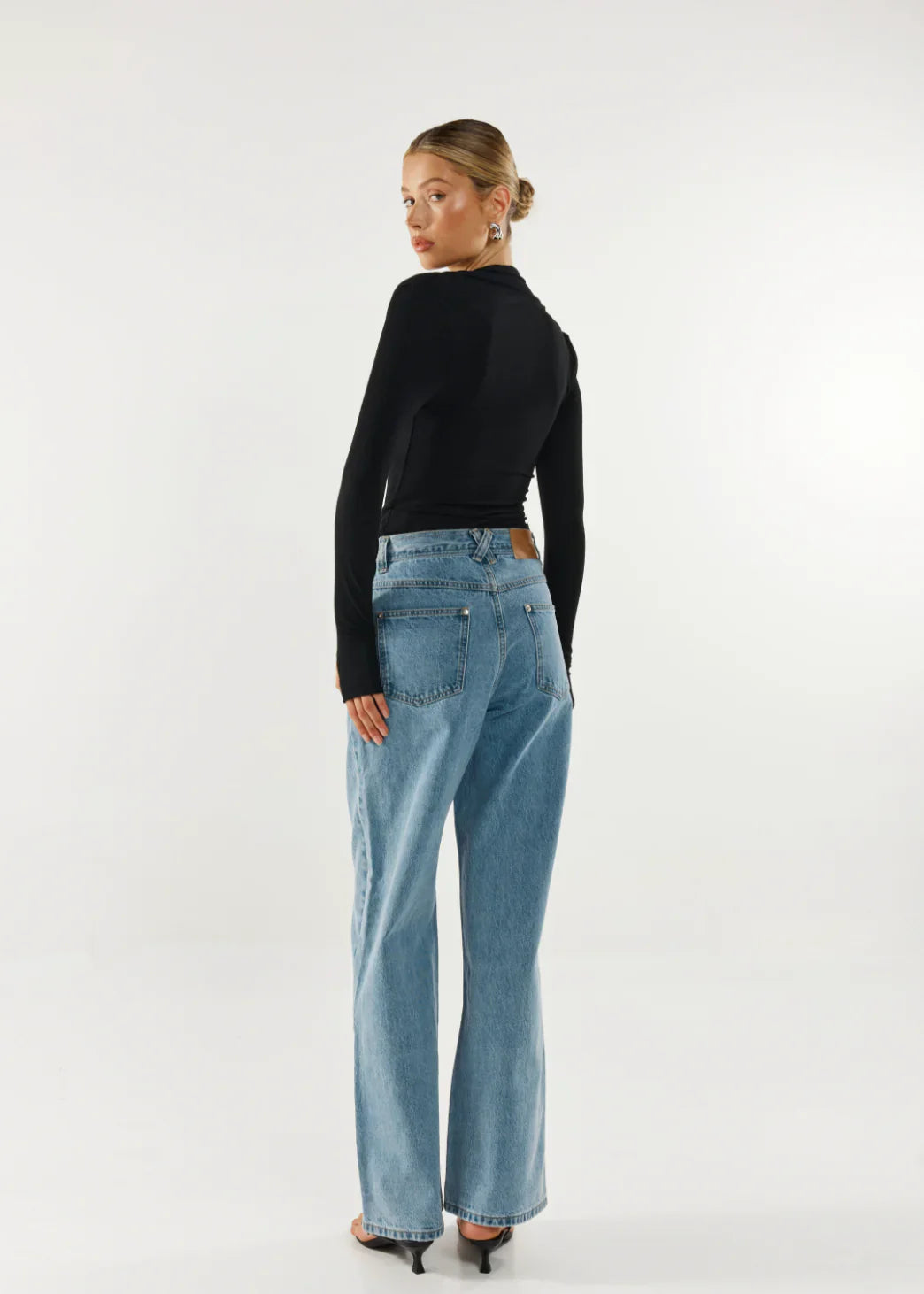 LAURY LS TOP
