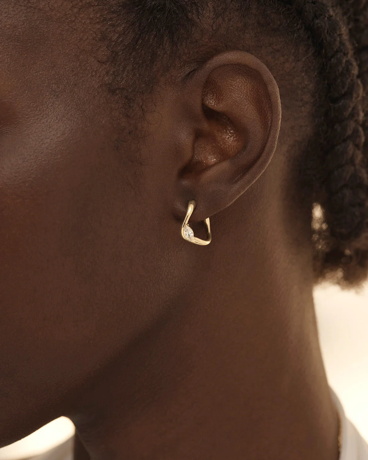 CRYSTAL WINGS HOOPS - GOLD