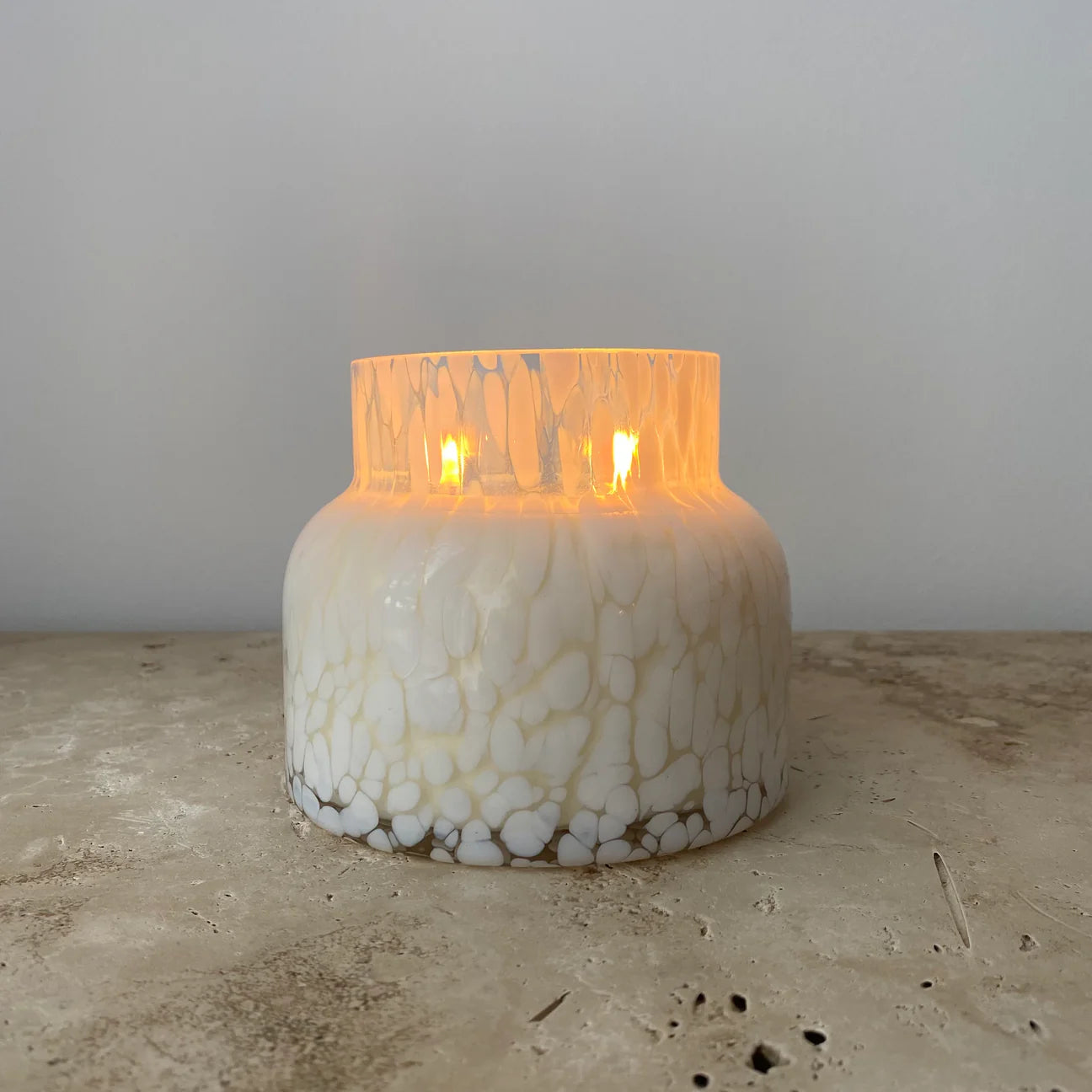BY BELLA LAMPE CANDLE